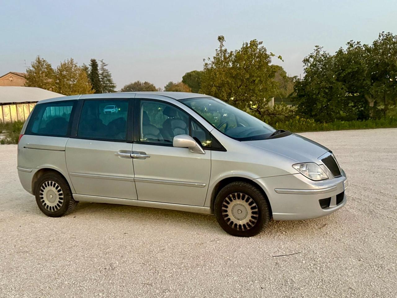 Lancia Phedra 7 posti Diesel 2.2 JTD Emblema Plus