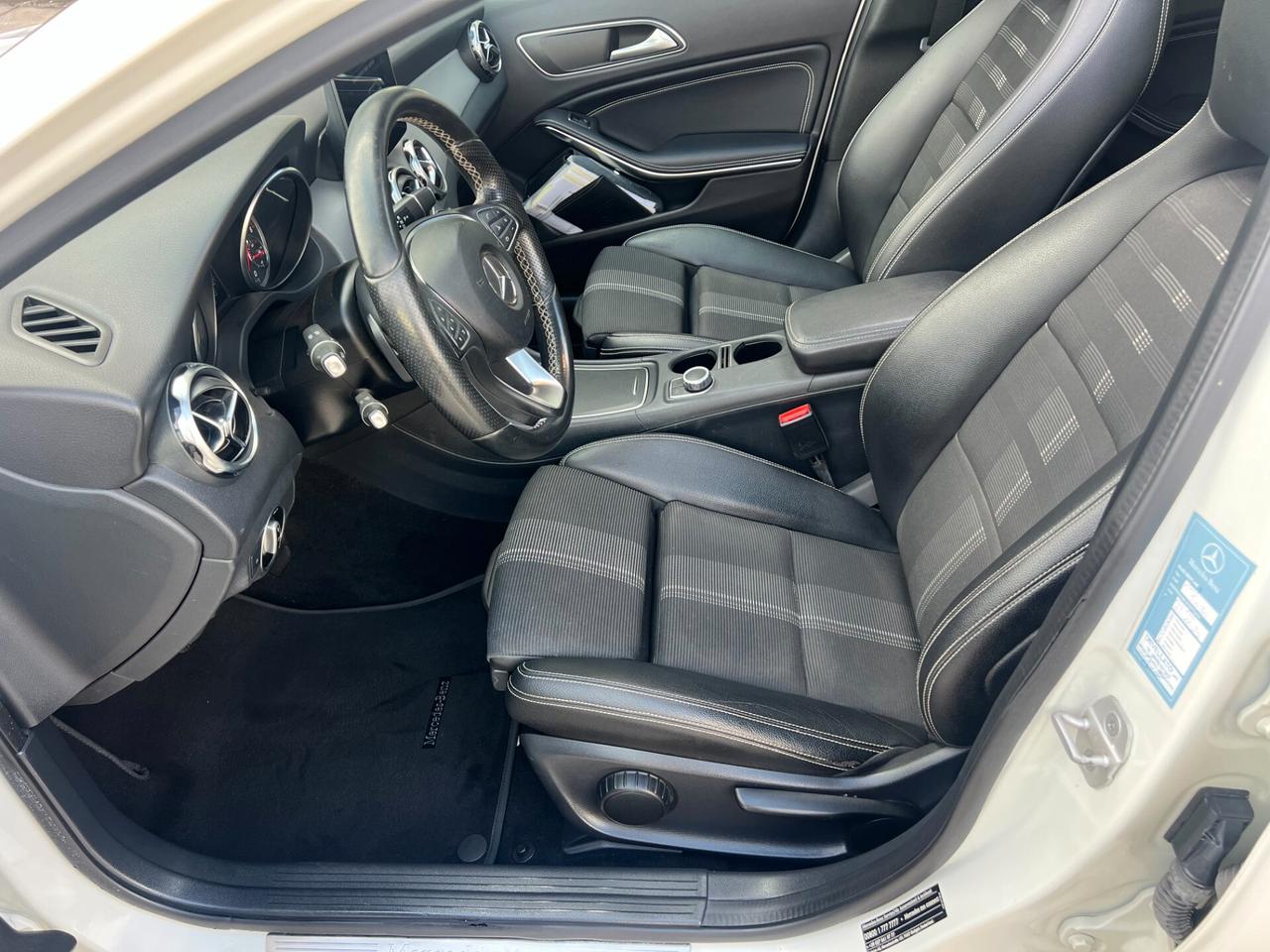 Mercedes GLA 200 d Automatic 4Matic Premium/UNICA PROP