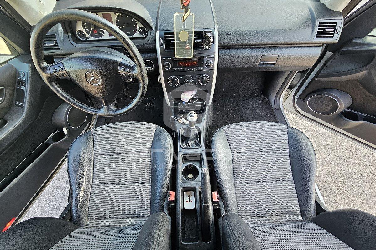 MERCEDES A 170 Coupé Avantgarde