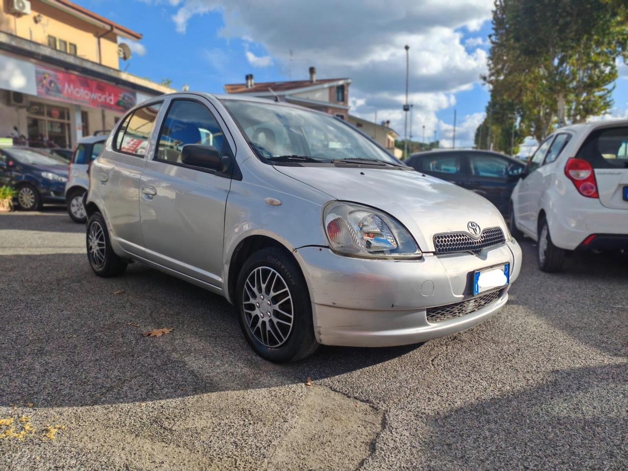 Toyota Yaris 1.0i 16V cat 3 porte '03