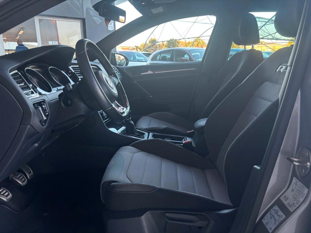 Volkswagen Golf 5 Porte Golf 5p 1.6 tdi Sport Edition 110cv R-Line