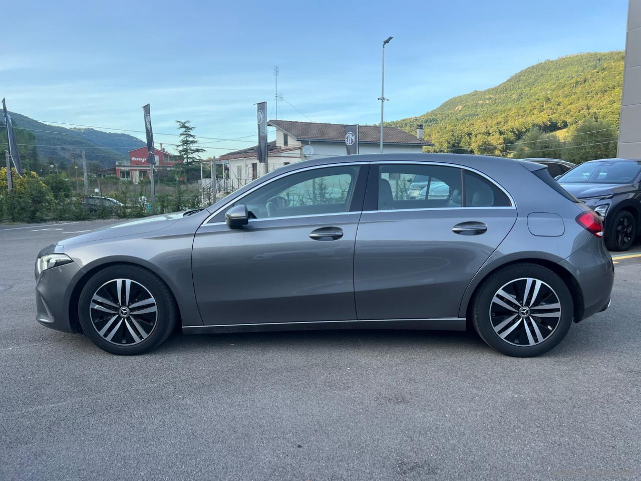 MERCEDES-BENZ A 180 d Automatic Sport
