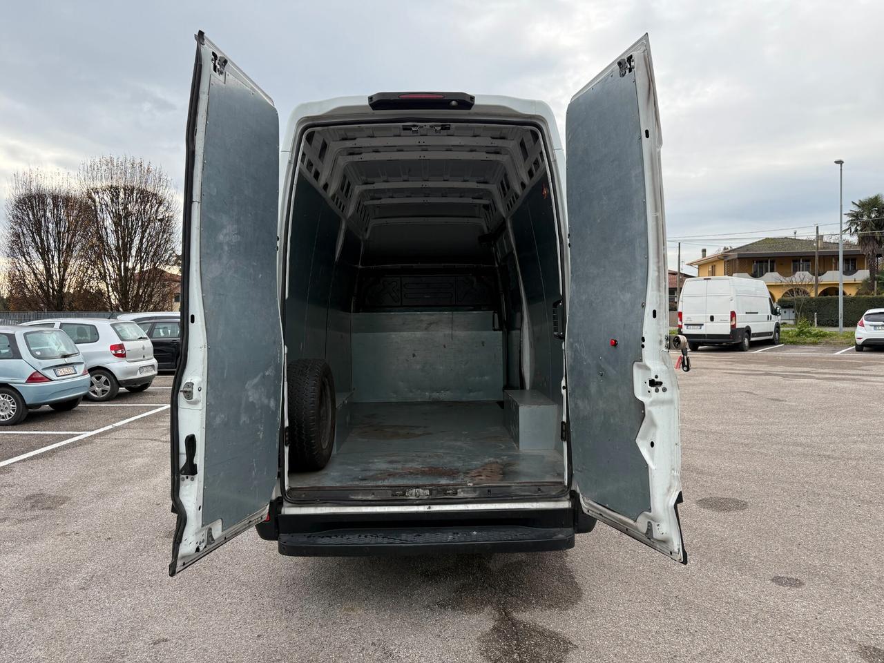 Iveco Daily 35C14NA8V BTor 3.0 CNG PM-TM-RG Furgone Hi-Matic