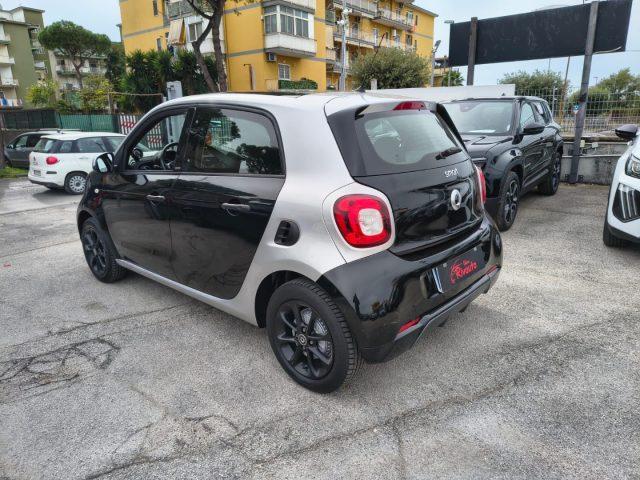 SMART ForFour 70 1.0 Passion Twinamic Automatico