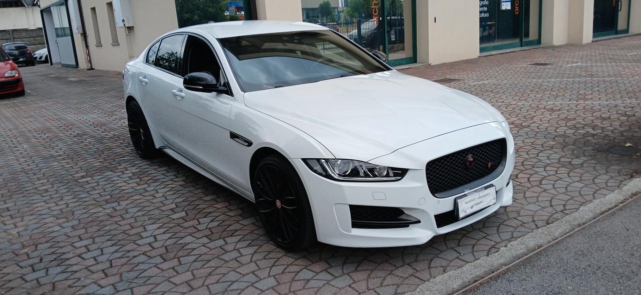 Jaguar XE 2.0 D 180 CV 4x4 AWD aut. R-Sport