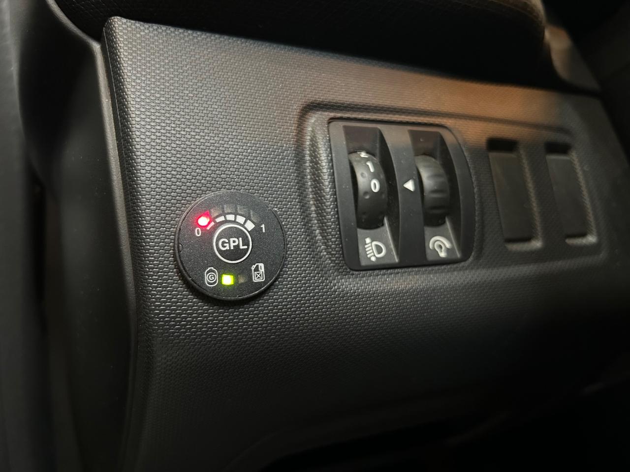 Renault Clio 1.2 75CV GPL 5 porte Live