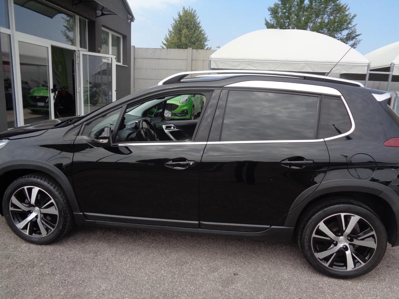 Peugeot 2008 BlueHDi 100 Allure