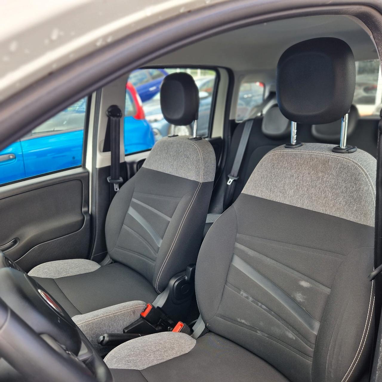 Fiat Panda 1.0 Hybrid City Life - 5 posti