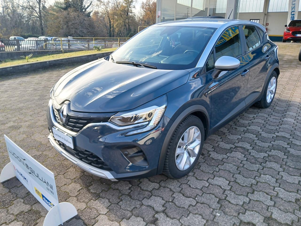 Renault Captur Hybrid E-Tech Zen