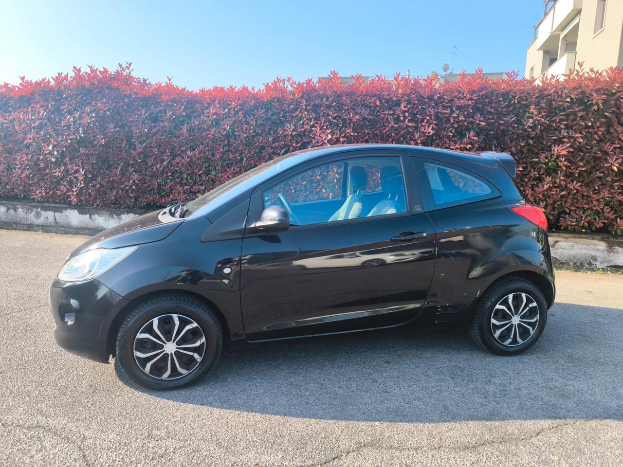 FORD KA 1,2 BENZ- KM 98000 -OK NEOPATENTATI