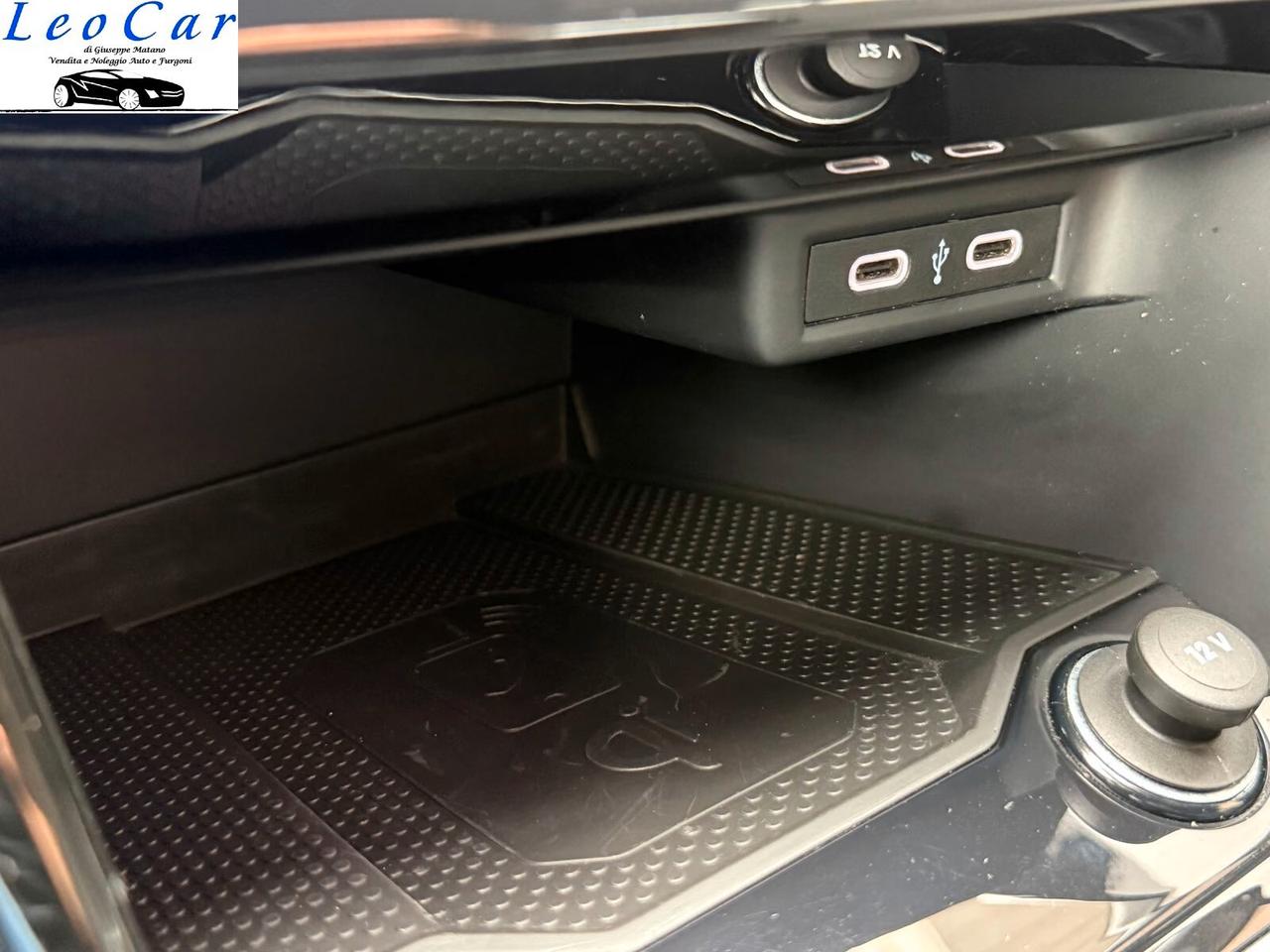 Volkswagen T-Roc 1.5 TSI ACT DSG R-Line