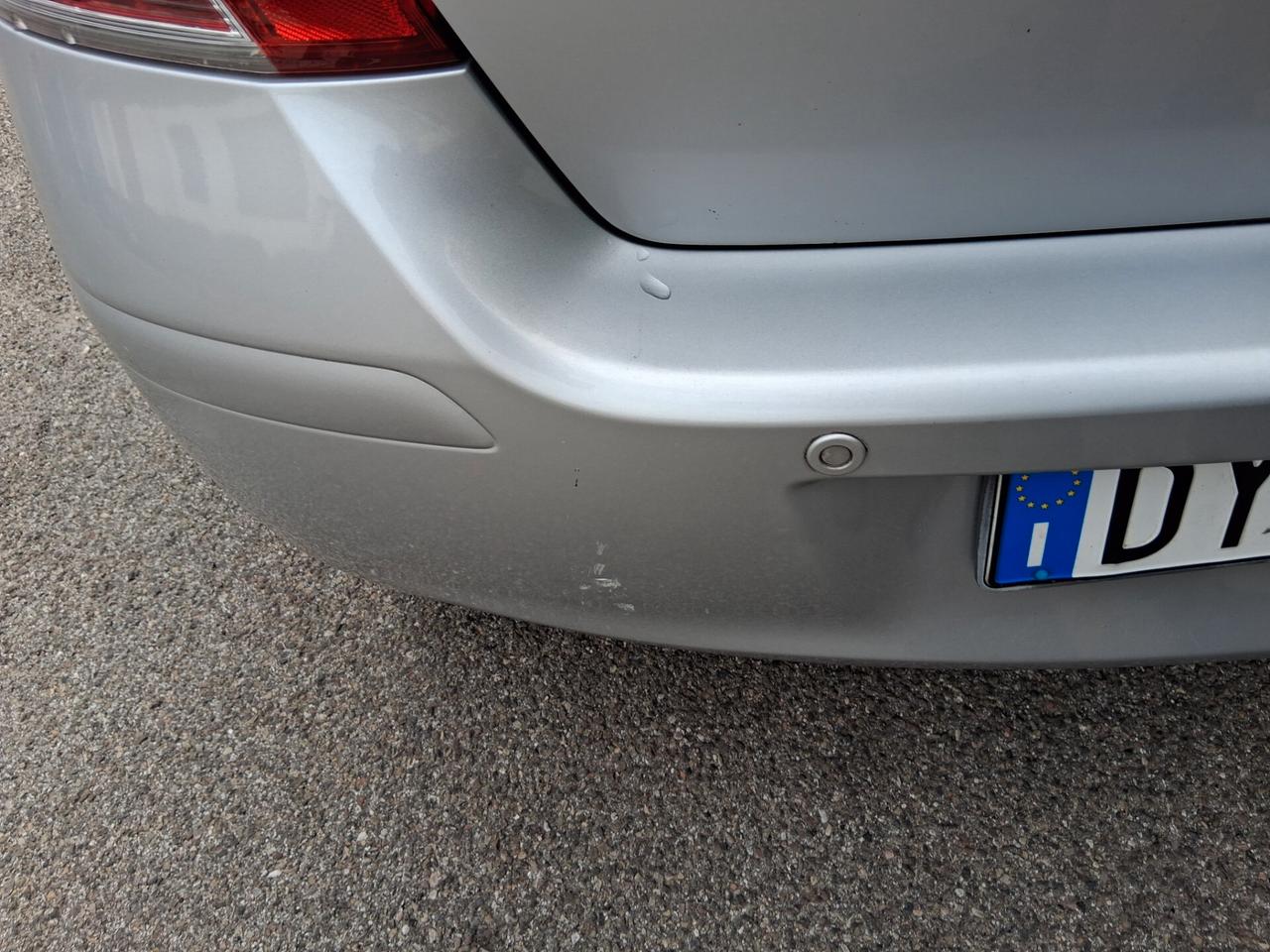 Toyota Yaris 1.0 5 porte Sol