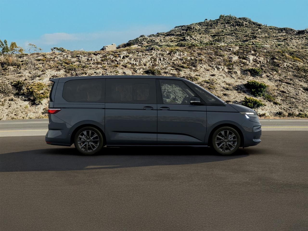 Volkswagen T7 Multivan lungo 2.0 tdi life 150cv dsg 7p.ti