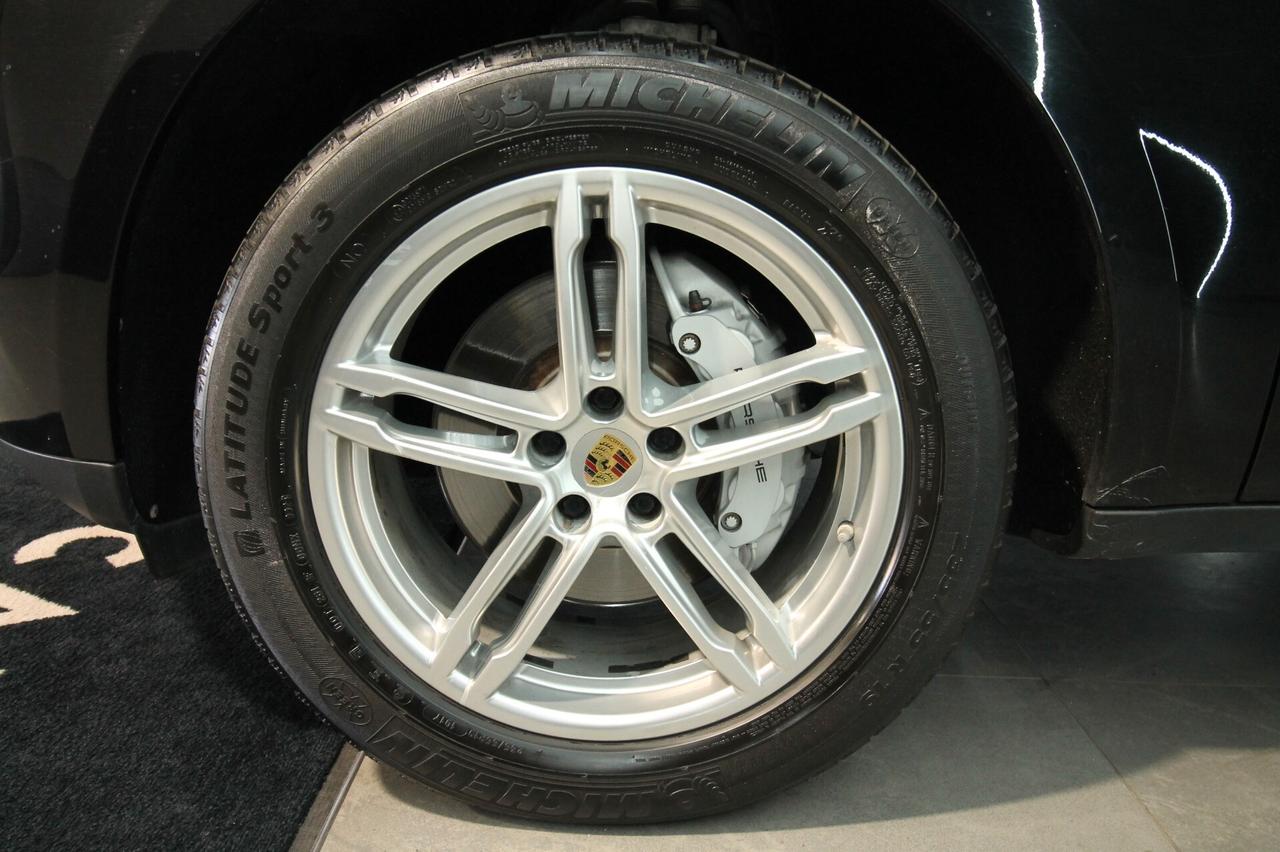 PORSCHE MACAN 3.0 S