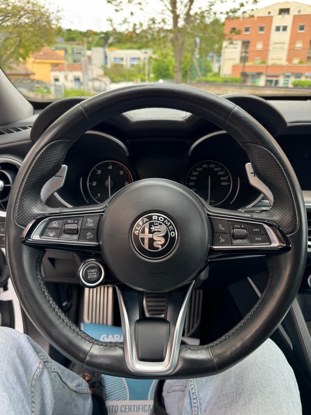Alfa Romeo Stelvio 2.2 Turbodiesel 210 CV AT8 Q4 Veloce