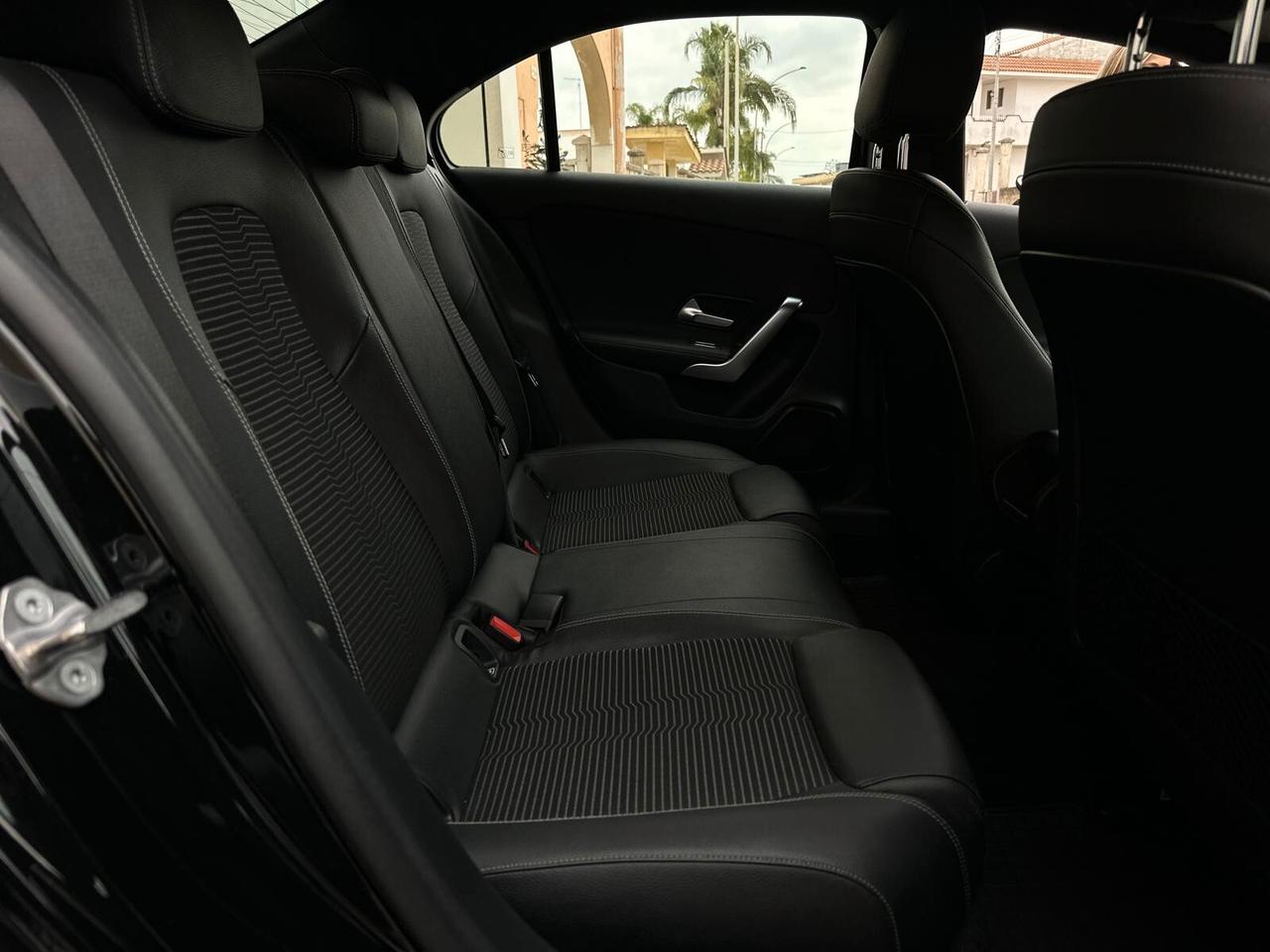 Mercedes-benz A 180 d Sport Sedan