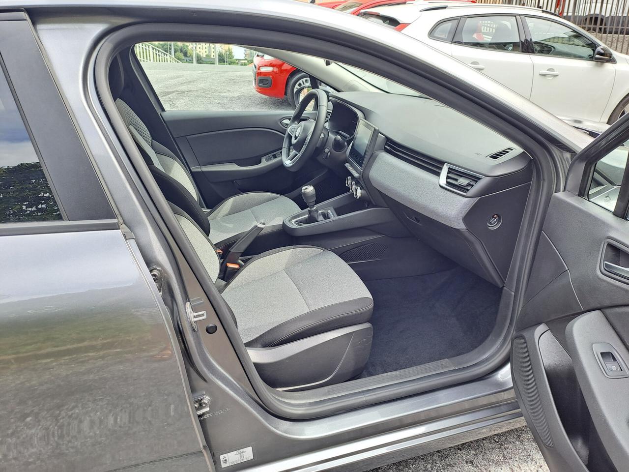 Mitsubishi Colt 1.0L turbo 90 CV Invite