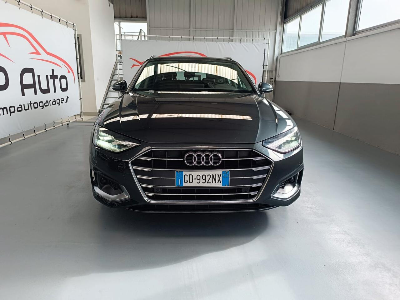 Audi A4 Avant 35 TDI/163 CV S tronic Business Advanced