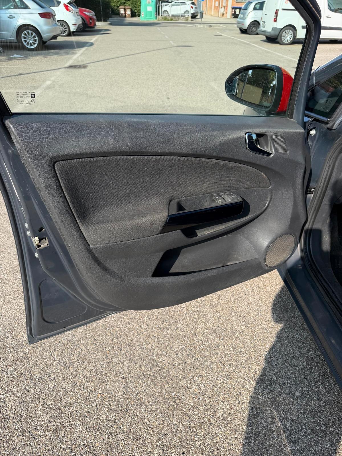 Opel Corsa 1.3 cdti - NEOPATENTATI - 12 MESI DI GARANZIA -