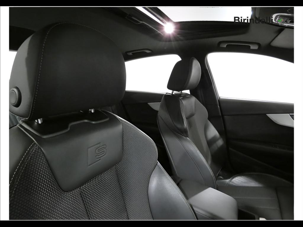 AUDI A4 5ª serie - A4 40 TDI quattro S tronic Business Advanced