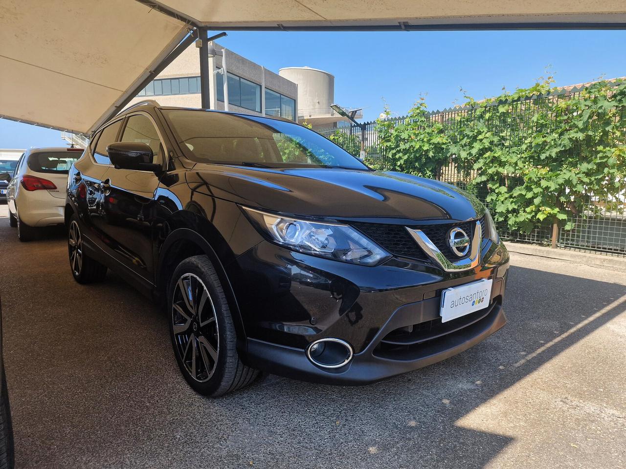 NISSAN QASHQAI 1.5 TEKNA AUTOCARRO