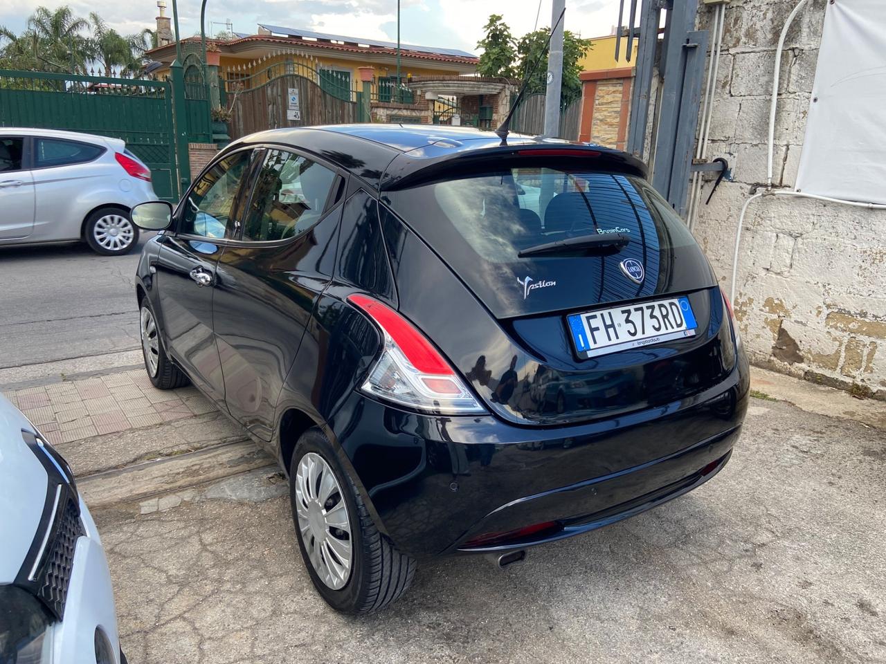 Lancia Ypsilon 1.2 69 CV 5 porte GPL Ecochic Mya