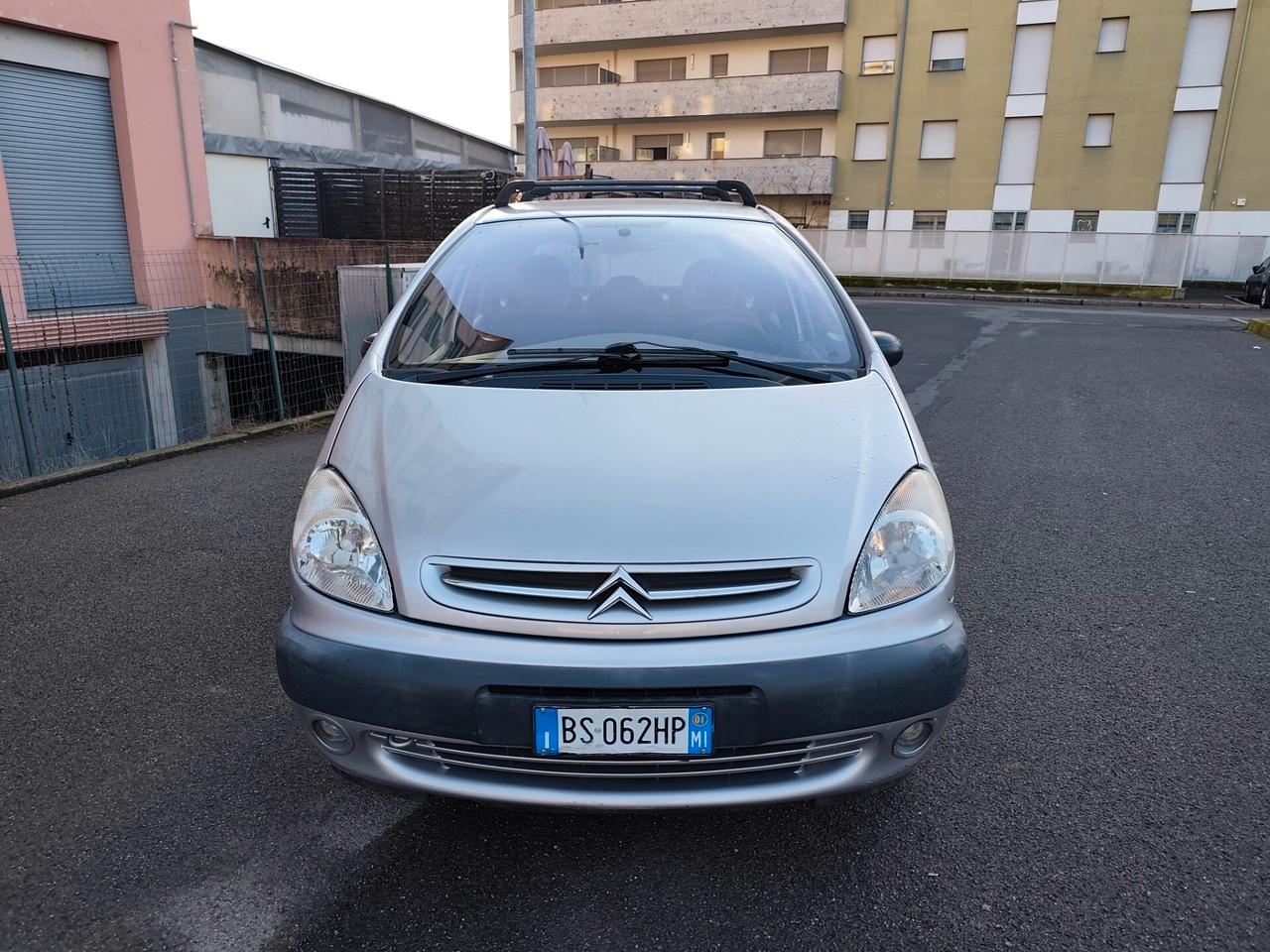 Citroen Xsara Picasso 1.8 benzina neopatentati