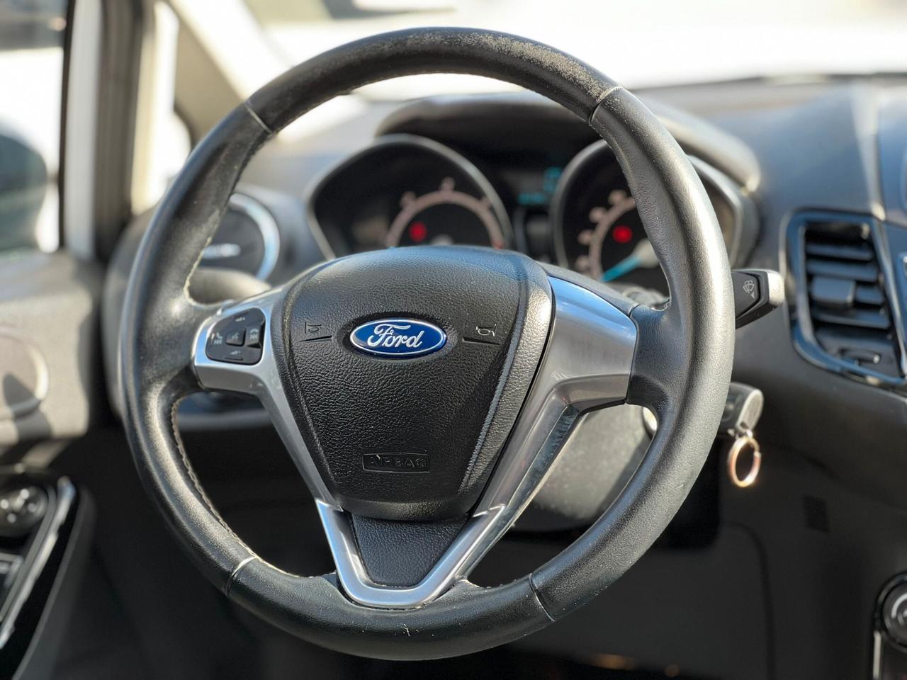 Ford Fiesta 1.5 TDCi 75CV 5 porte Titanium