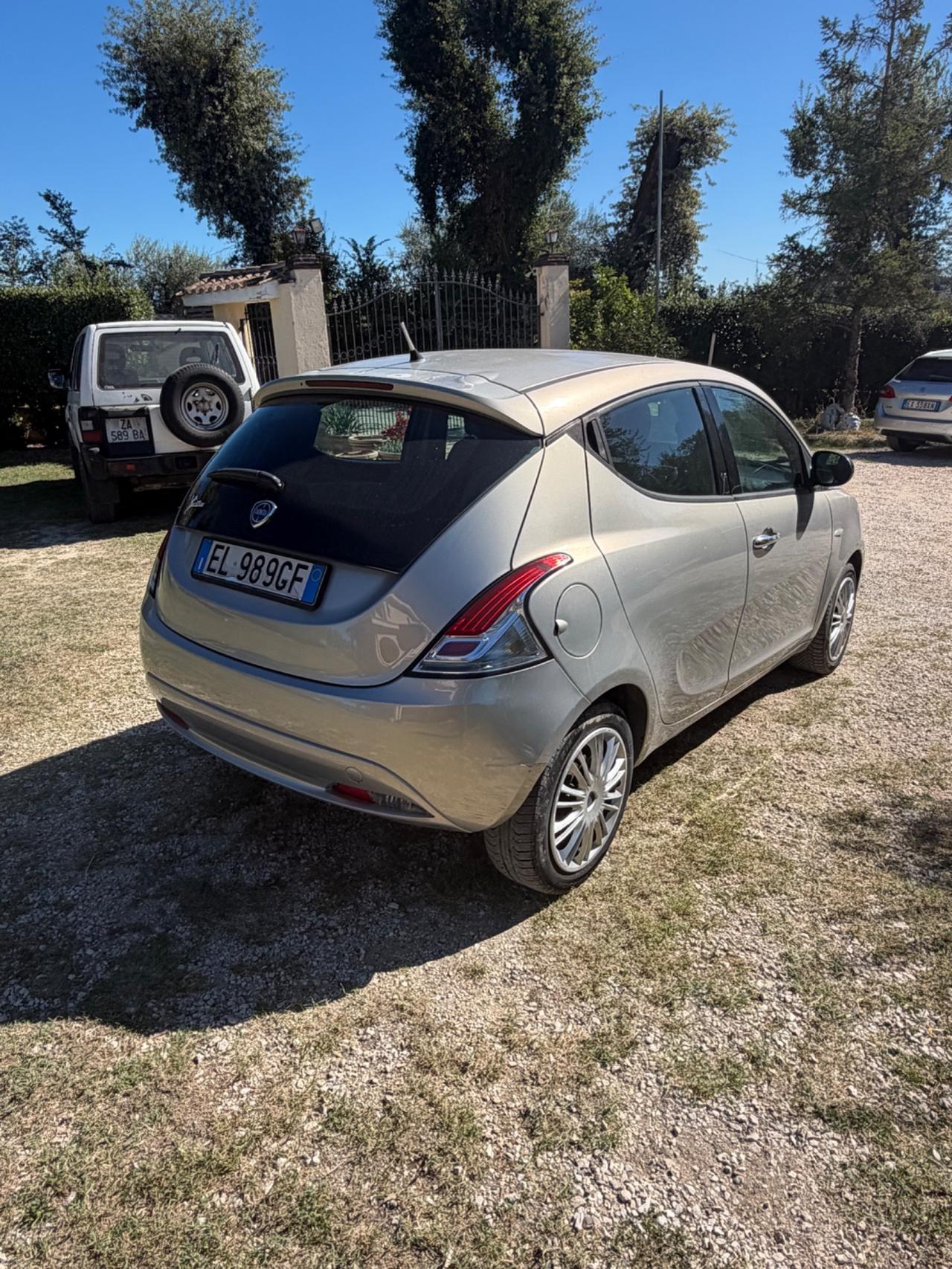 Lancia Ypsilon 1.3 MJT 16V 95 CV 5 porte S&S Gold