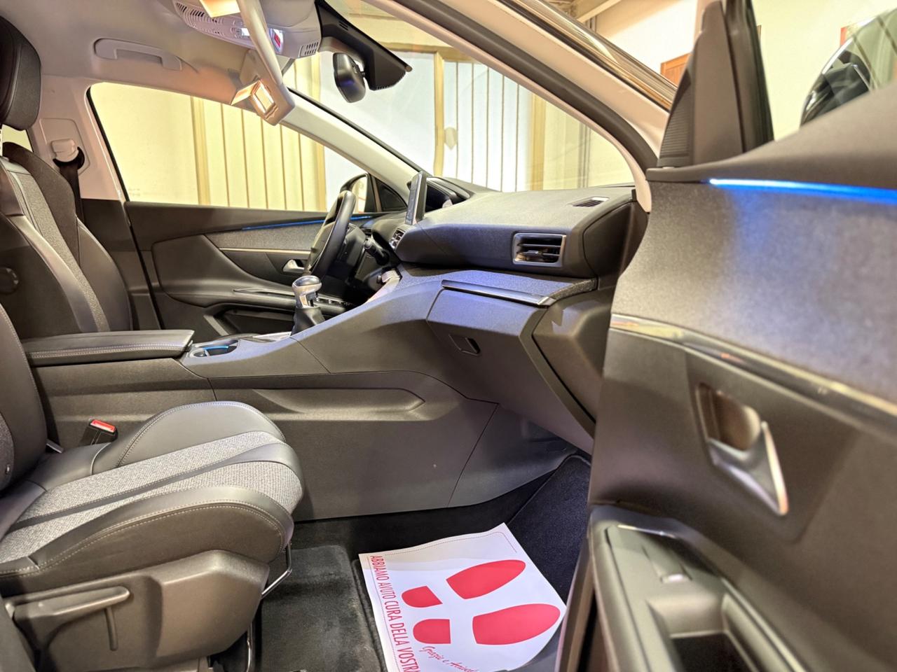 Peugeot 3008 BlueHDi 130 S&S Allure