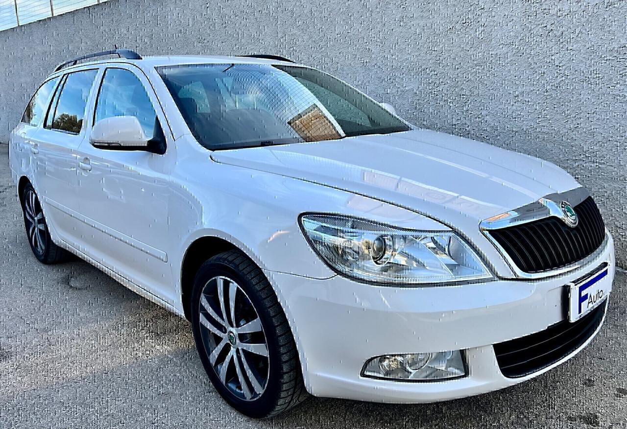 Skoda Octavia 1.6 TDI CR F.AP. Wagon Elegance