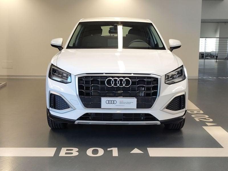 Audi Q2 30 TFSI Business Advanced