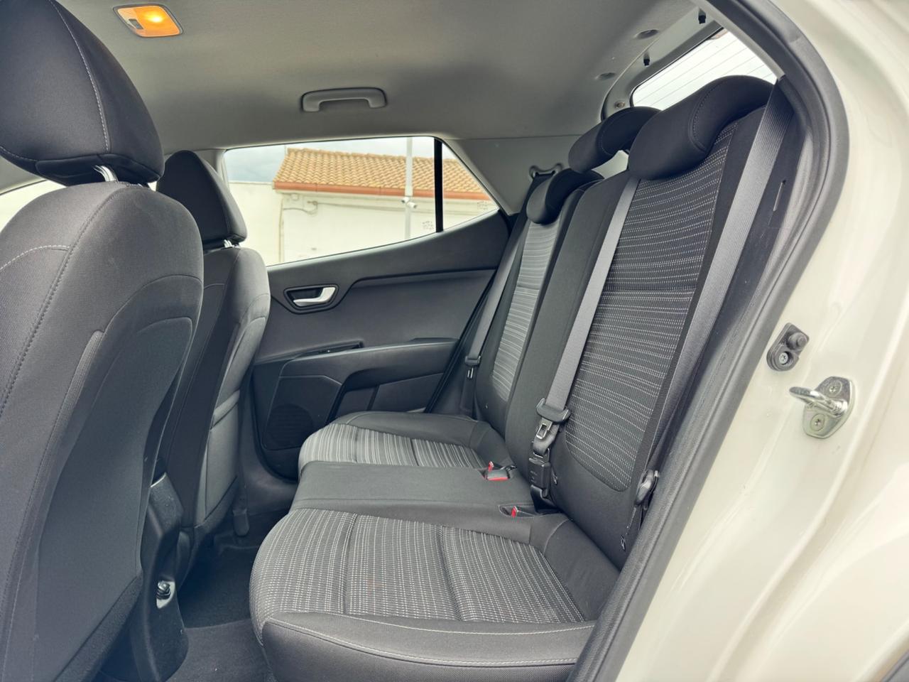 Kia Stonic 1.6 CRDi 110 CV Energy in garanzia