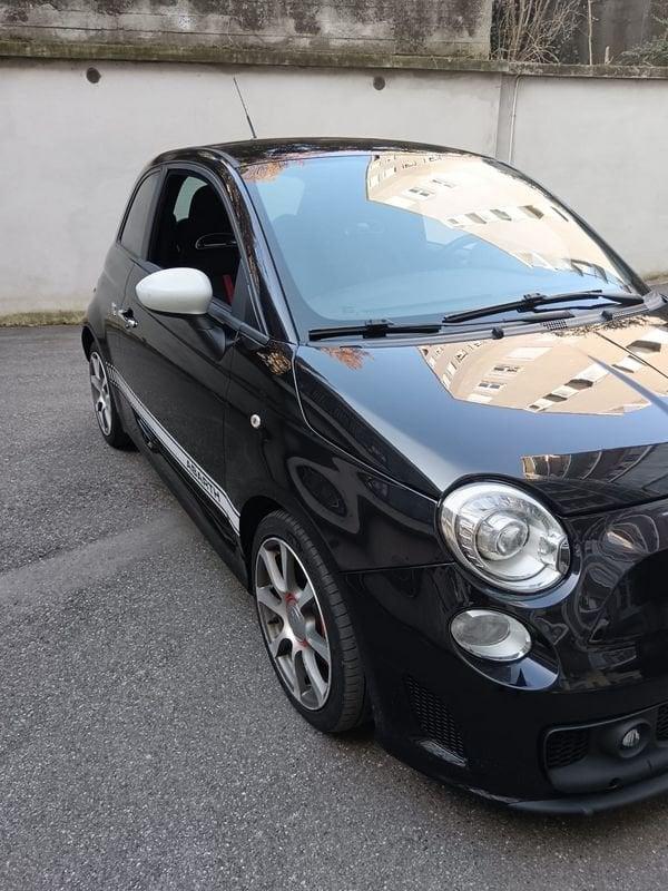 Abarth 500 1.4 Turbo T-Jet Custom