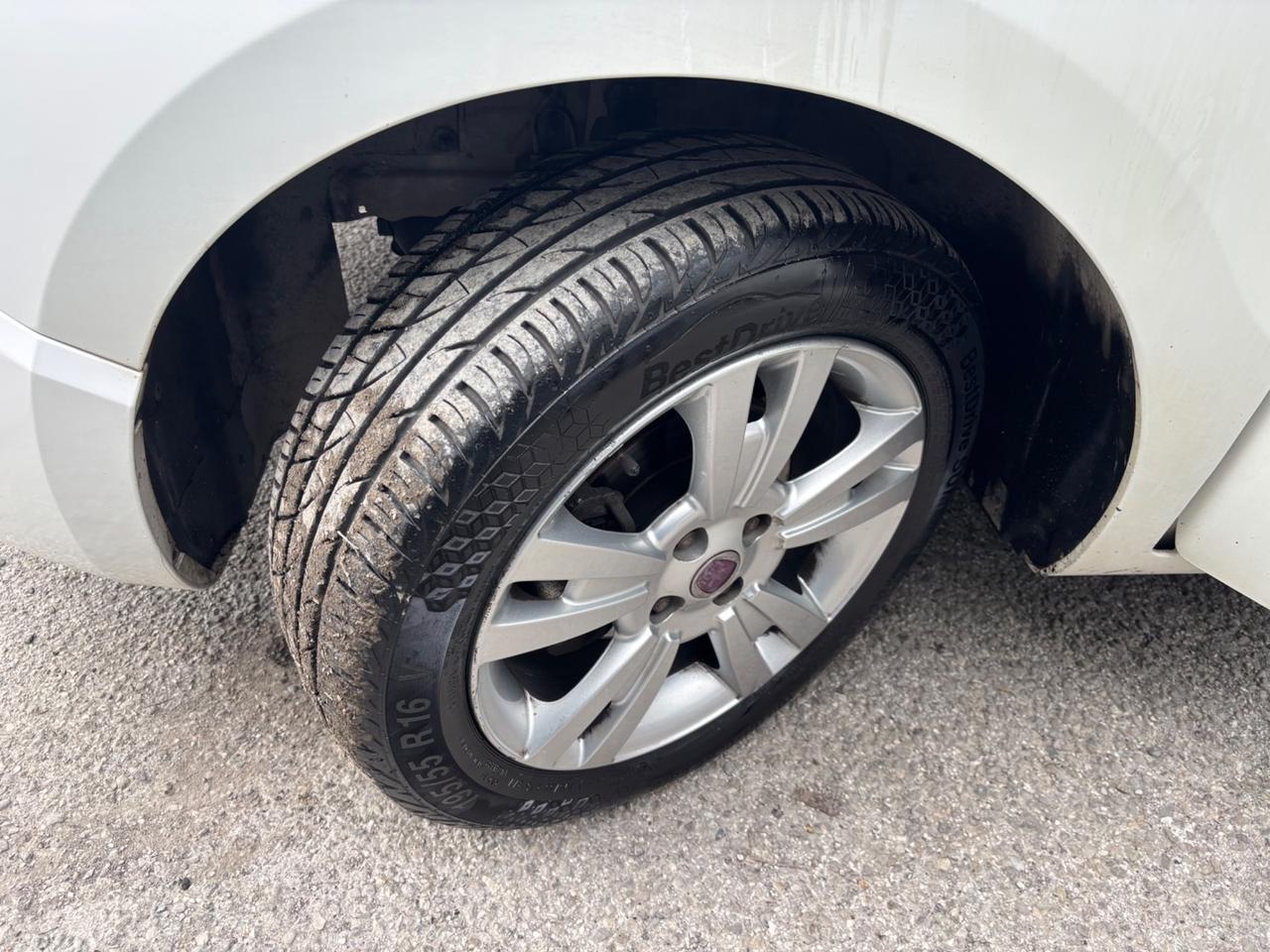 Fiat Qubo 1.4 Dynamic METANO Natural Power