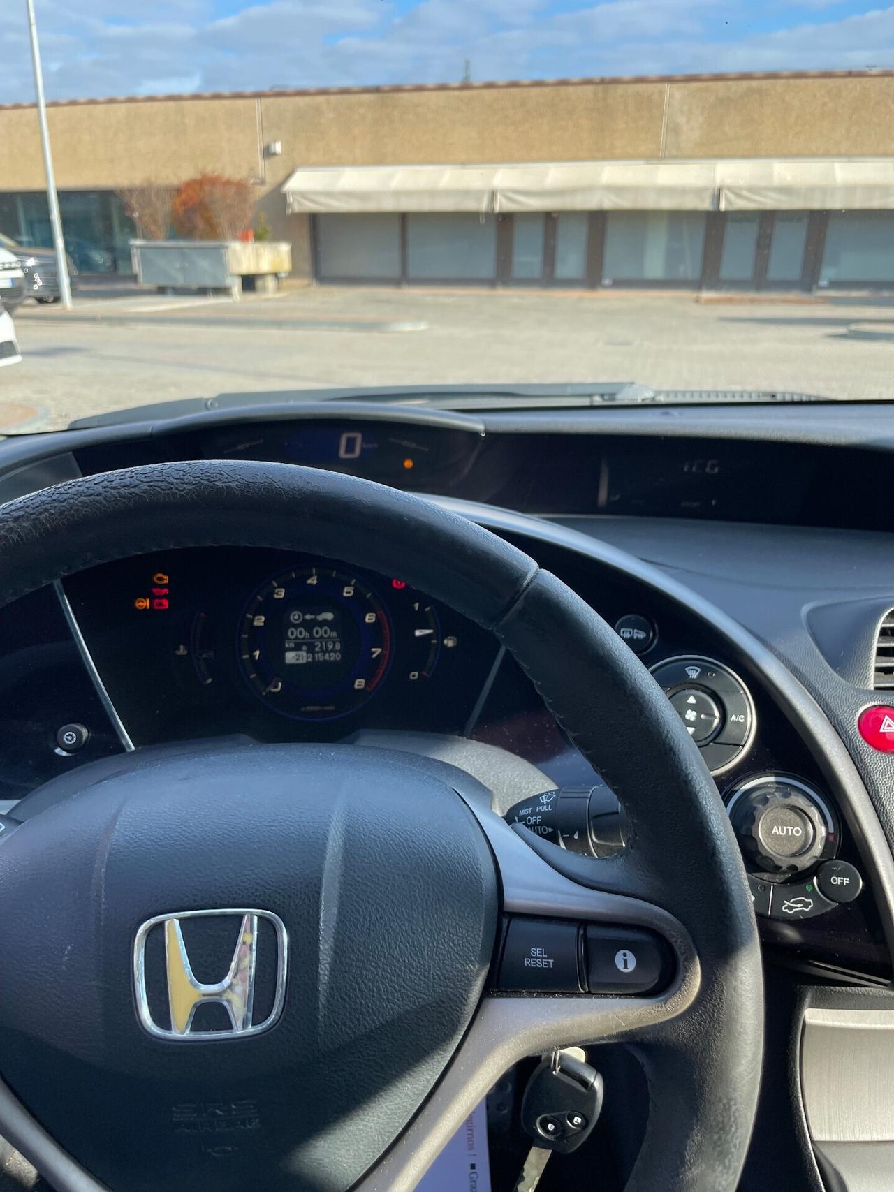 Honda Civic 1.4 i-DSi 5p. Elegance LE