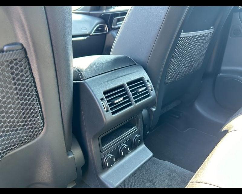 Jaguar F-Pace 2.0d 180 CV AWD aut. R-Sport MOTORE NUOVO