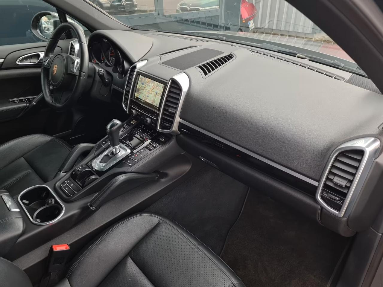 Porsche Cayenne 3.0 Diesel - Libretto Tagliandi Porsche