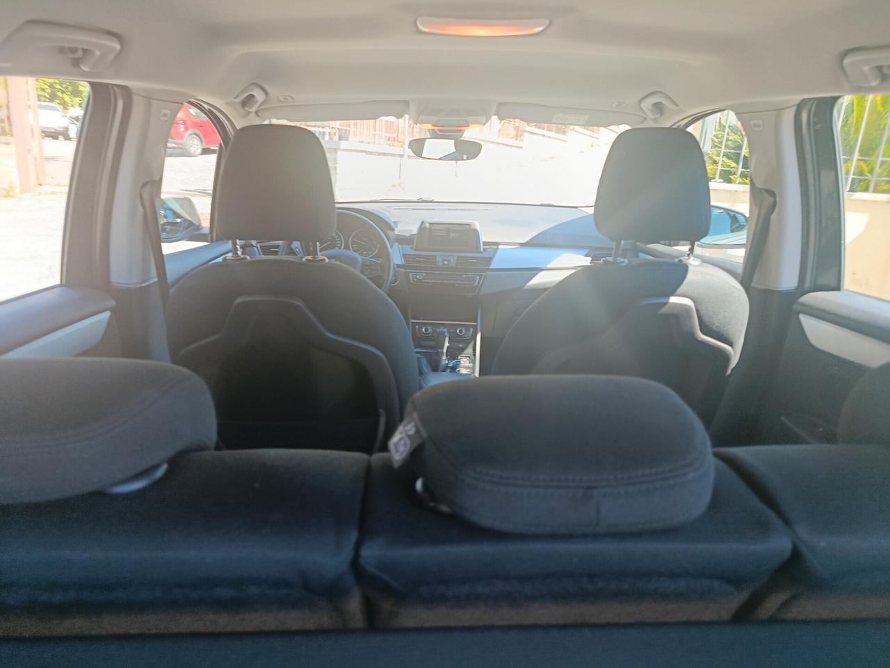 Bmw 2er Active Tourer 218d Advantage