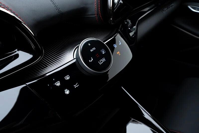 Ferrari Purosangue NOLEGGIO LUNGO TERMINE - LEASING FULL INCLUSIVE