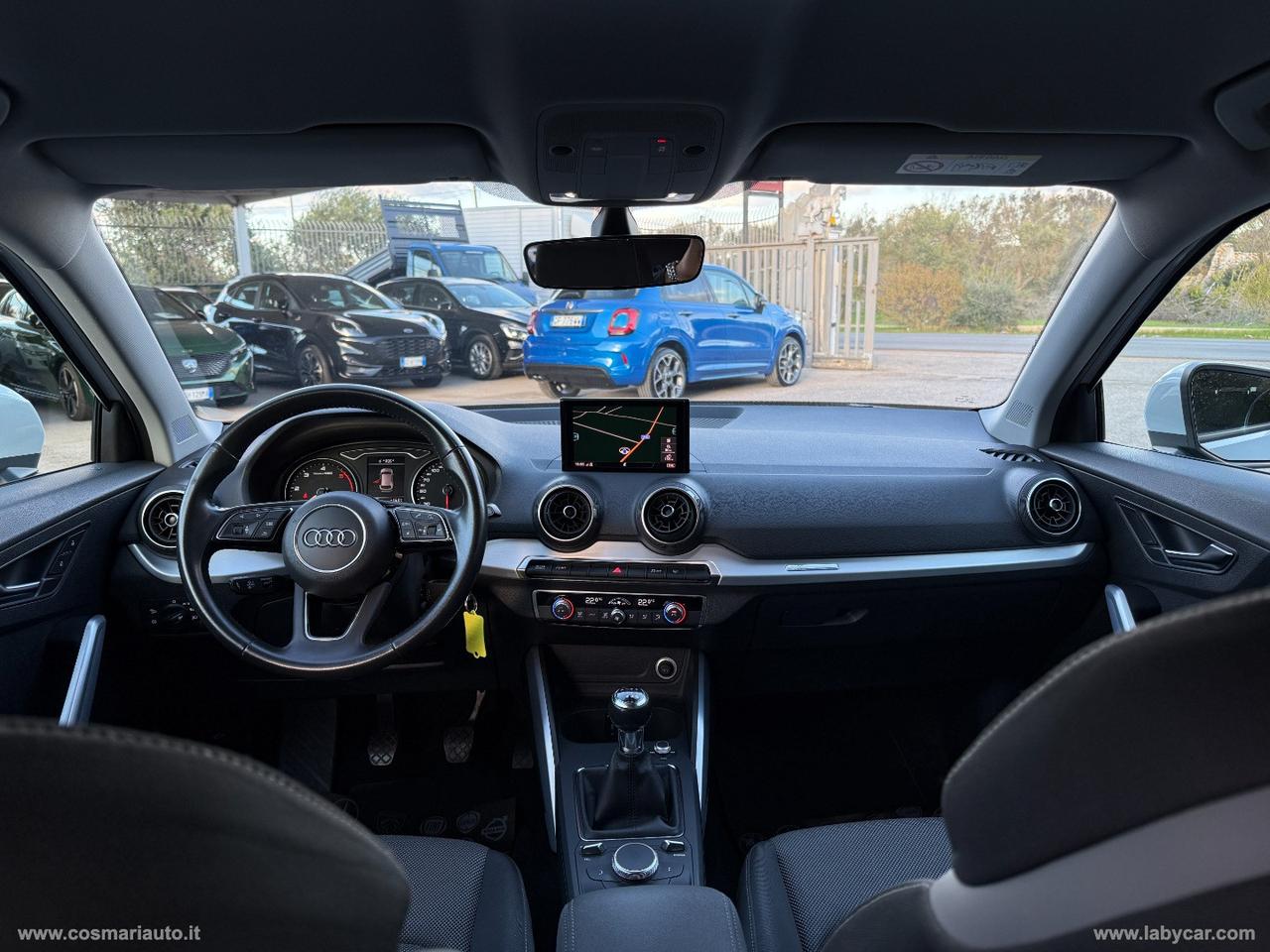 AUDI Q2 30 TDI Business Design