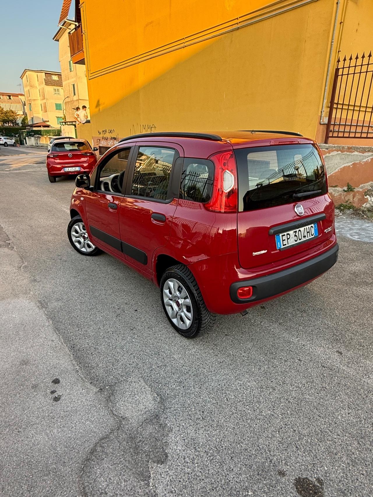 Fiat Panda 0.9 TwinAir Turbo Natural Power Lounge