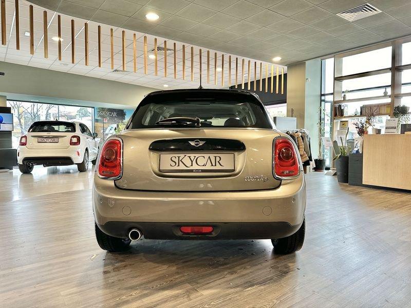 MINI Mini 5 porte 1.5 Cooper D 5 porte Cambio Aut.