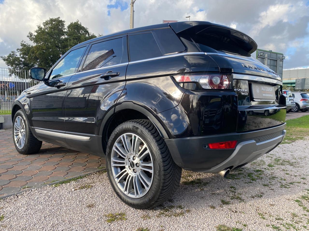 LAND ROVER - Range Rover Evoque - 2.2 TD4 5p. Pres