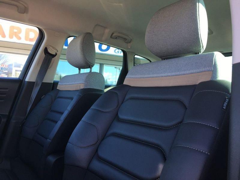 Citroën C3 Aircross PureTech 110 Shine 13 MILA KM!! ACCESSORIATA