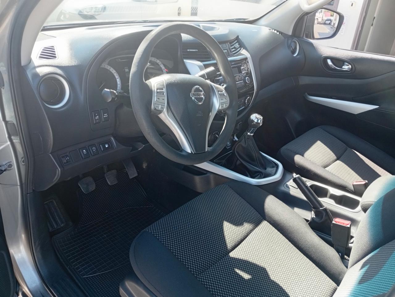 Nissan Navara 2.3 dCi 4WD Double Cab Acenta