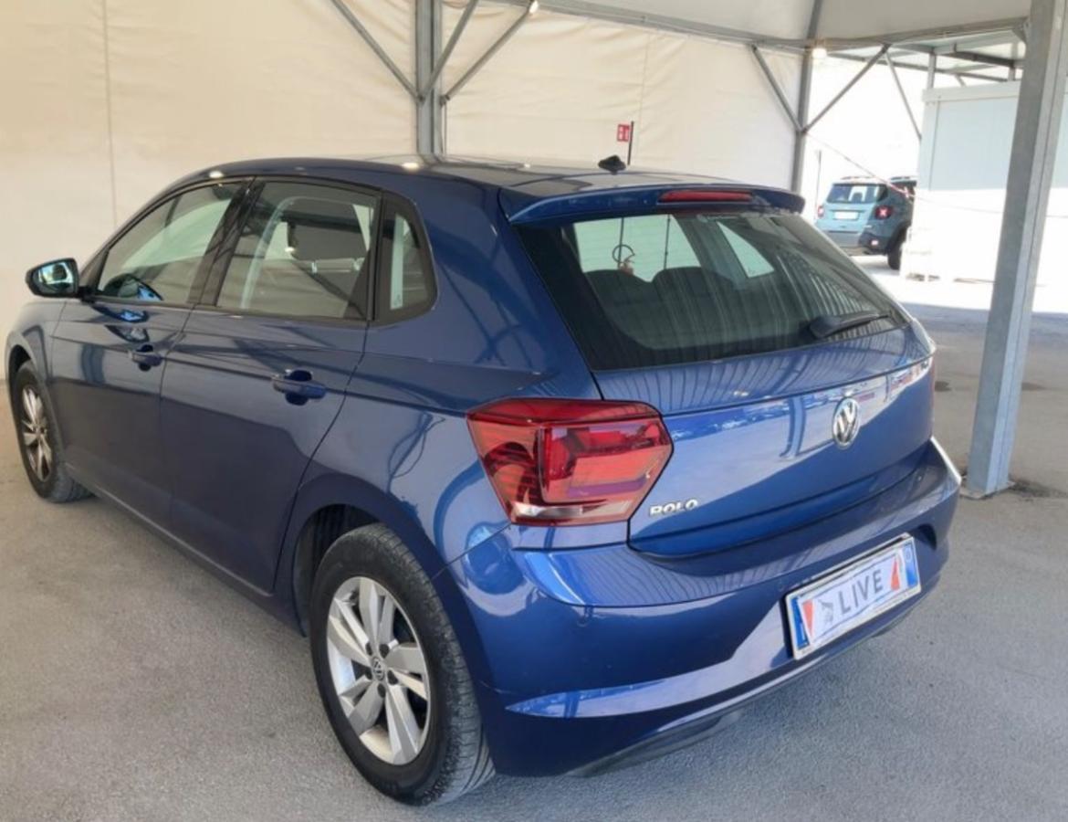 VOLKSWAGEN - Polo