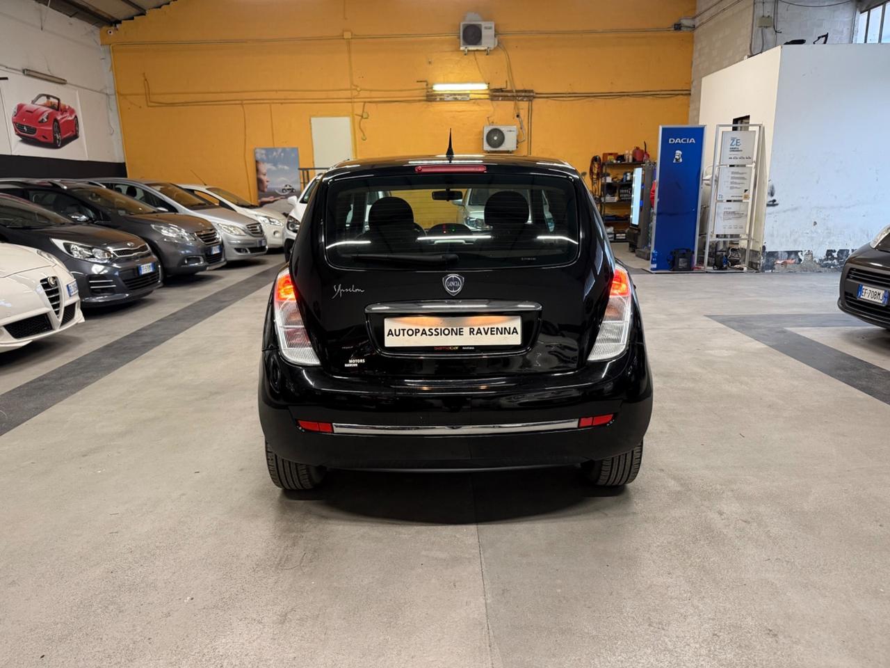 Lancia Ypsilon 1.2 Platino