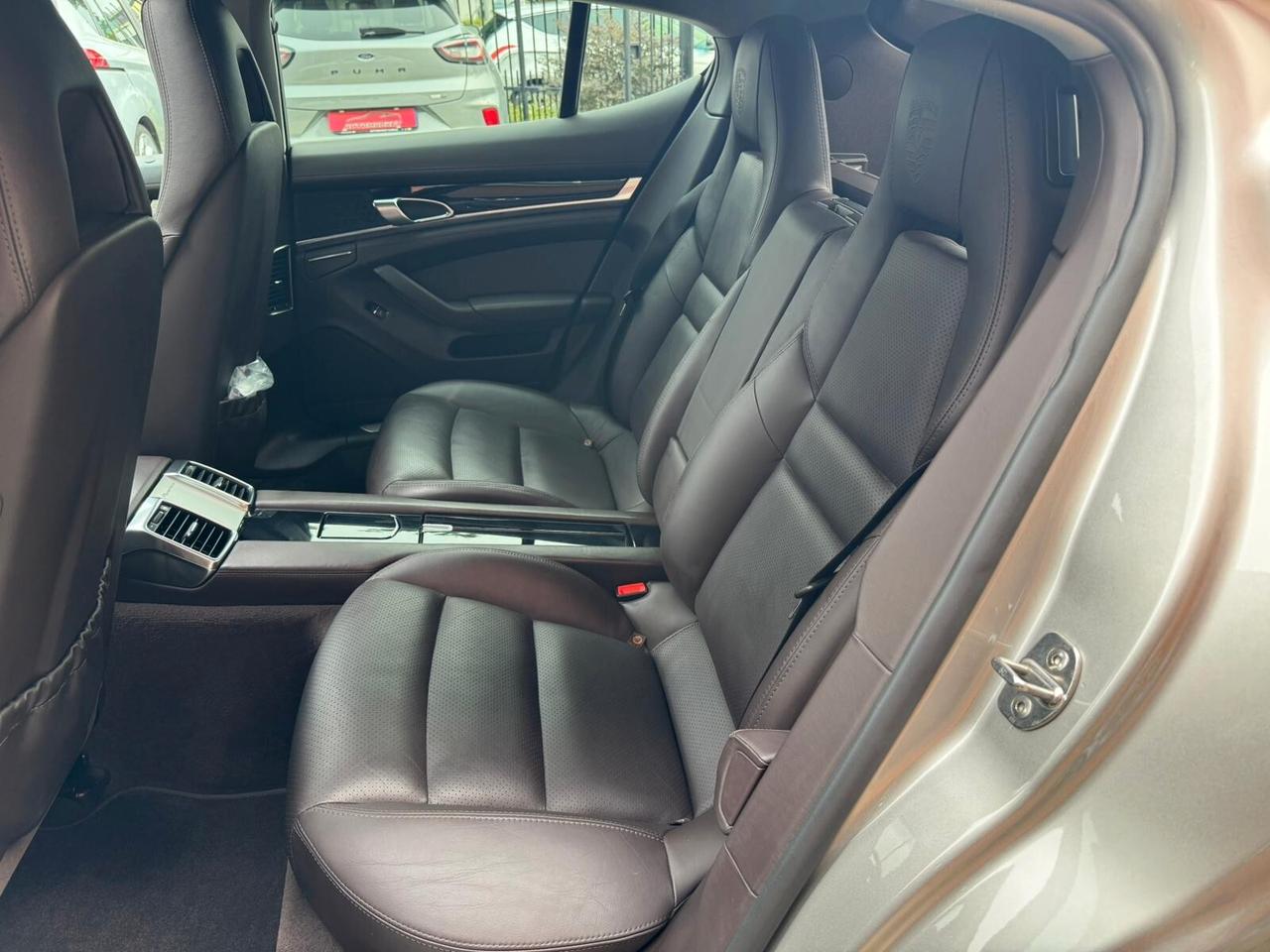 Porsche Panamera 3.0 Diesel 250cv