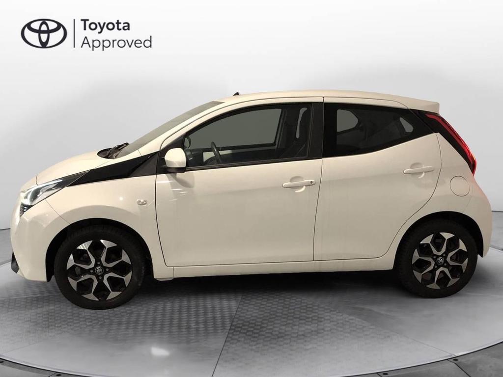 Toyota Aygo 5 Porte 1.0 VVT-i x-play